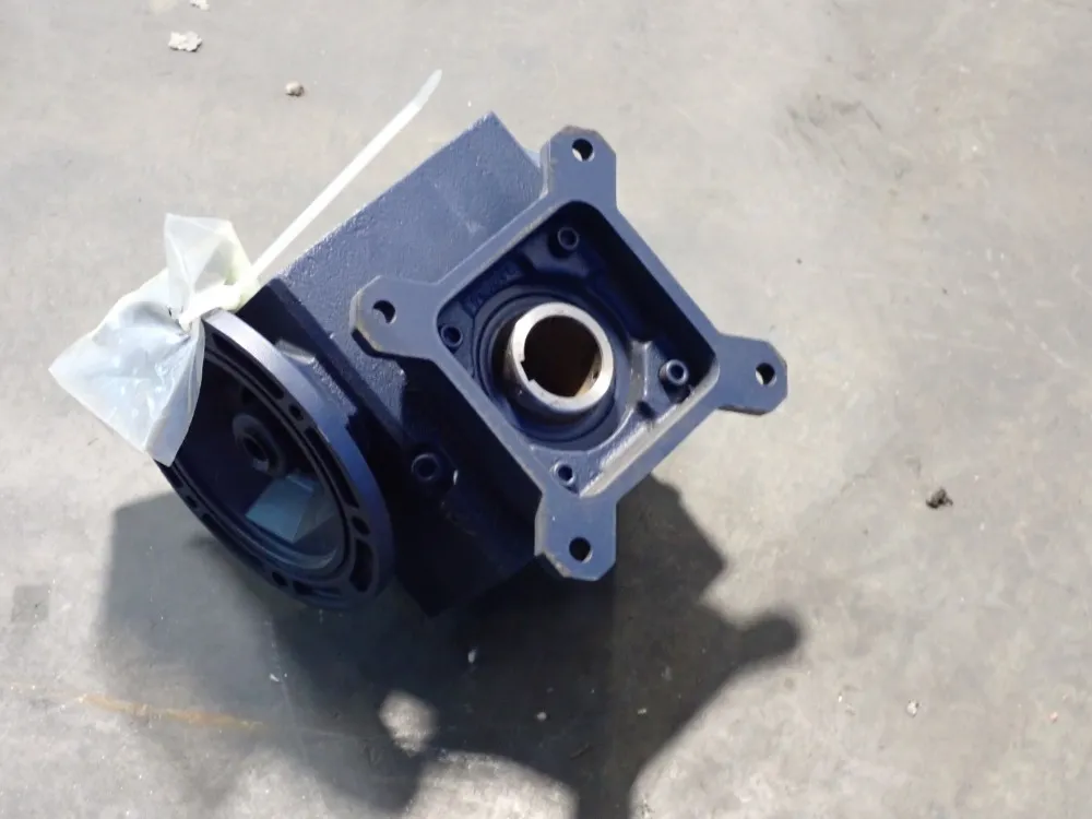 Ironman By Grove Gear Right Angle Gear Reducer - Grg-fhmq-821-10-hr-56-23