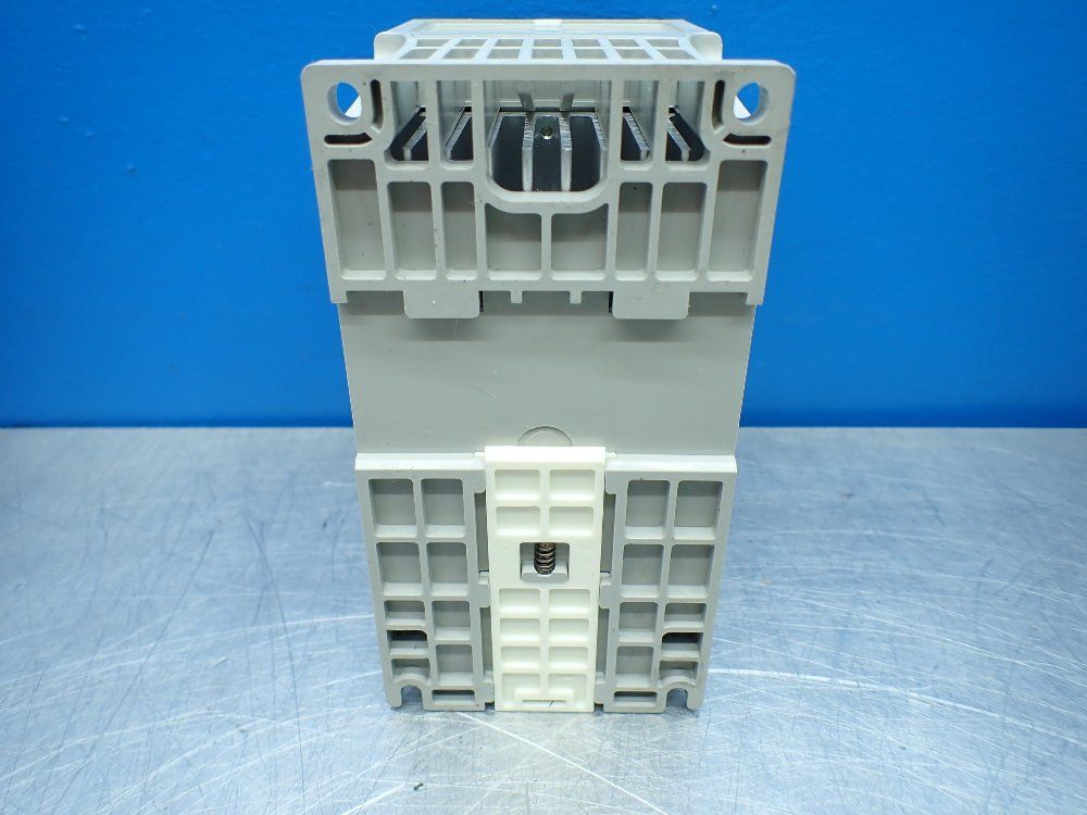 Allen-bradley 1hp Powerflex 4 Ac Servo Drive. - 22a-b4p5n104