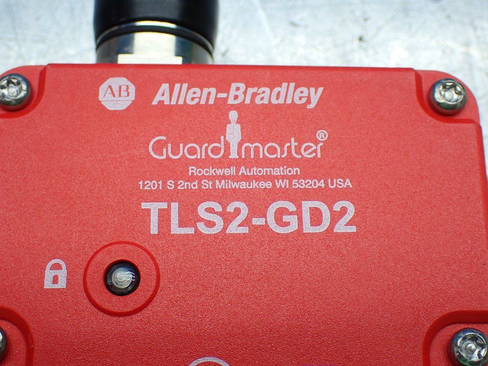 Allen-bradley Guardmaster Guardlock Safety Switch - Tls2-gd2