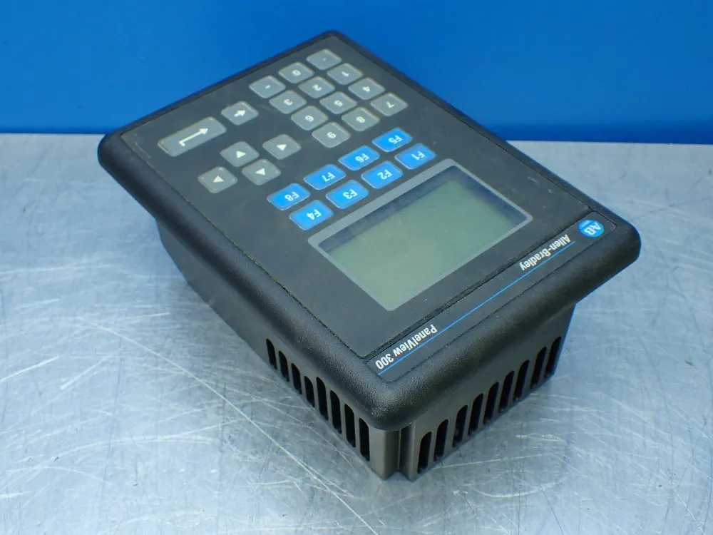 Allen-bradley Panelview 300 Operator Panel - 2711-k3a17l1