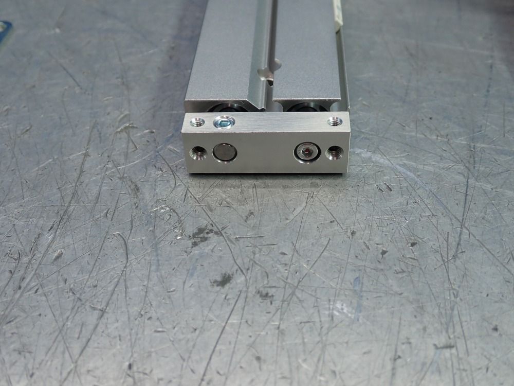 Smc Compact Type Dual Rod Cylinder - Cxsjl10-75-m9pl