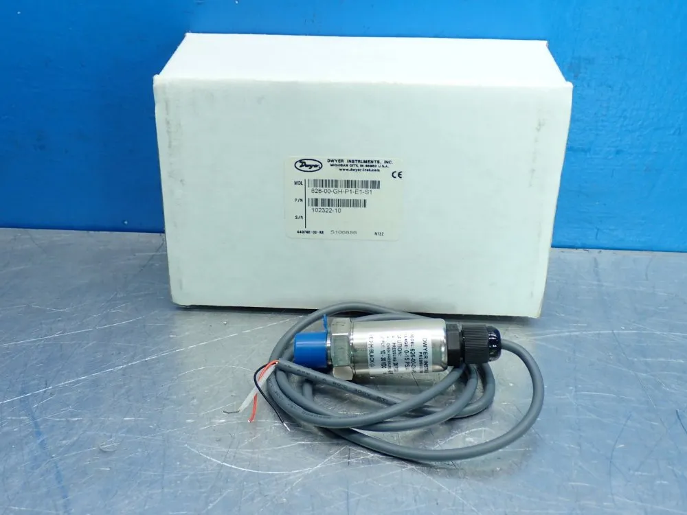 Dwyer Magnehelic Differential Pressure Gauge - 626-00-gh-p1-e1-s1