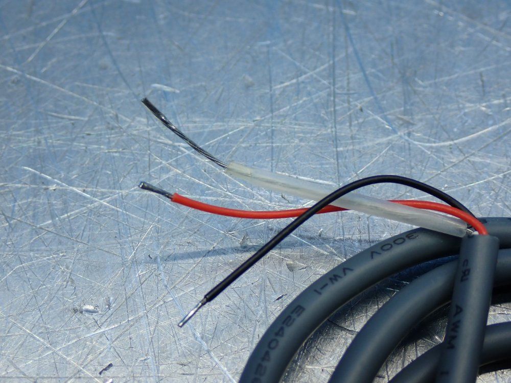 Dwyer Magnehelic Differential Pressure Gauge - 626-00-gh-p1-e1-s1