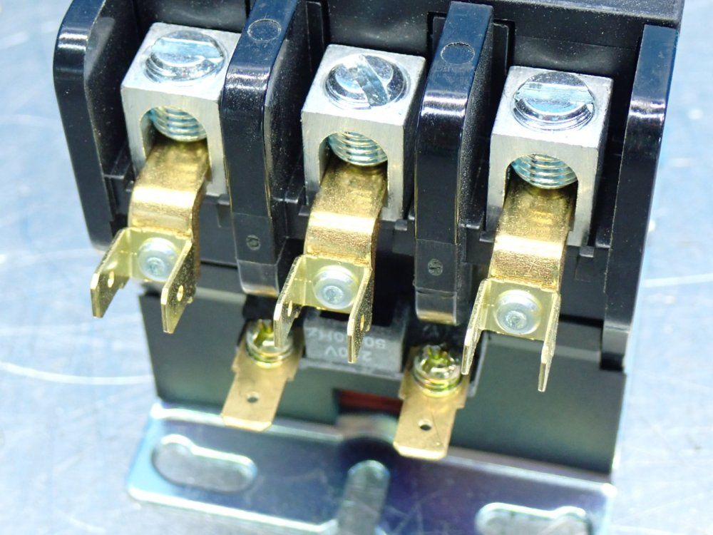 Carlo Gavazzi Magnetic Contactor - Gdp503