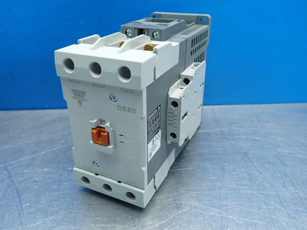 Carlo Gavazzi Magnetic Contactor Unit - Cc85s