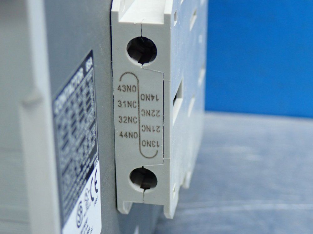 Carlo Gavazzi Magnetic Contactor Unit - Cc85s