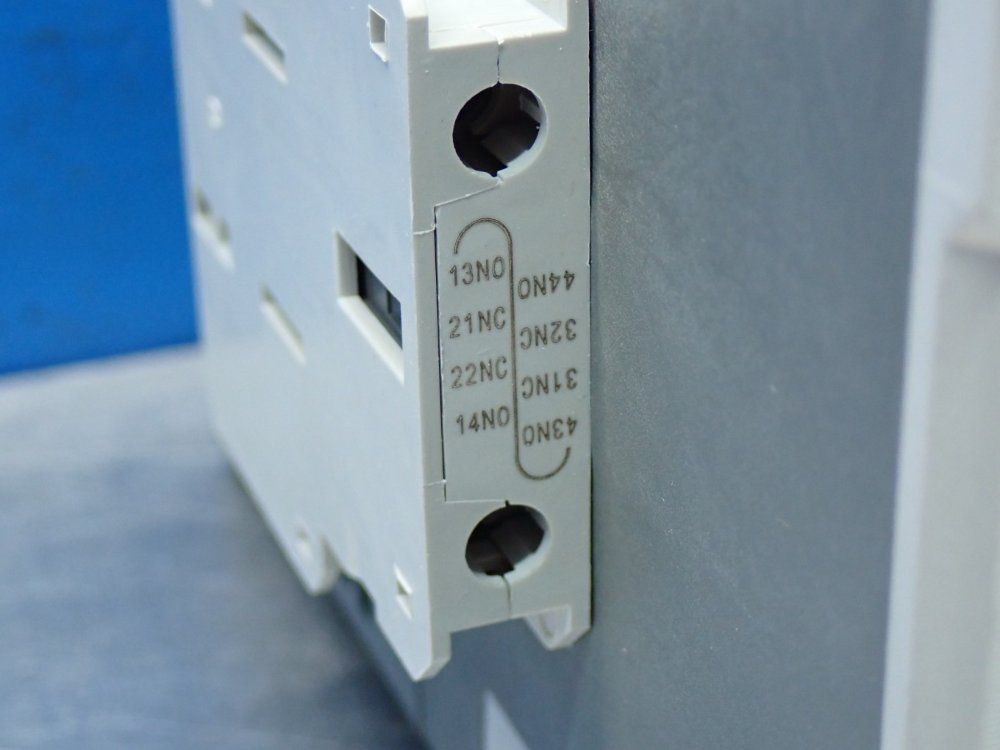 Carlo Gavazzi Magnetic Contactor Unit - Cc85s