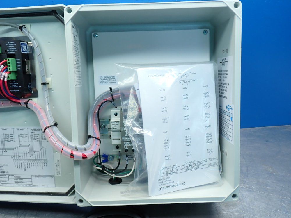 +gf+ 12 X 10 X 4.75 Gf Signet 9900 Transmitter - 3-9900-1p-393-s-1-1-4