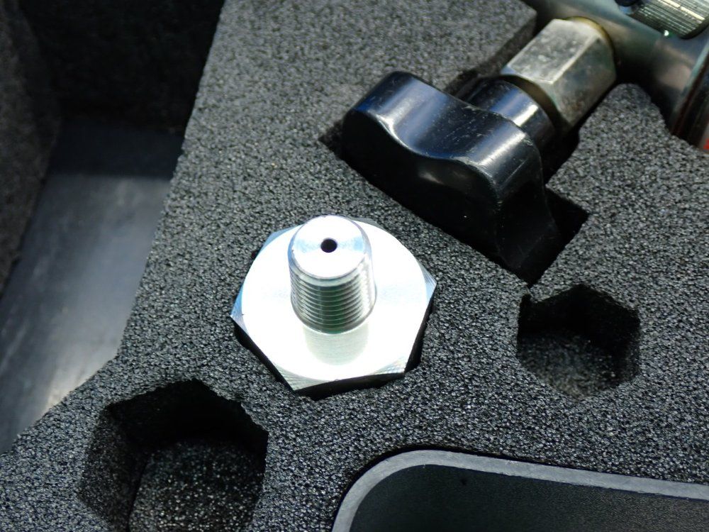 Si Pressure Instrumenets 0 To 10,000psi Hydraulic Pressure Calibration Hand Pump - Htp1-700-k