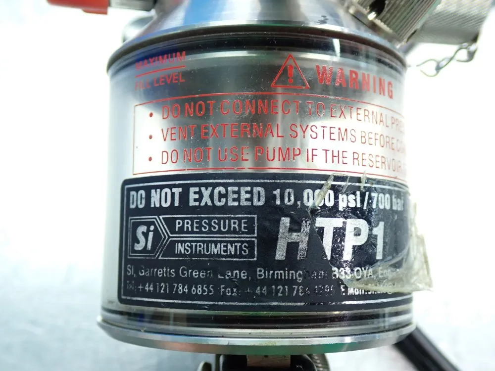 Si Pressure Instrumenets 0 To 10,000psi Hydraulic Pressure Calibration Hand Pump - Htp1-700-k
