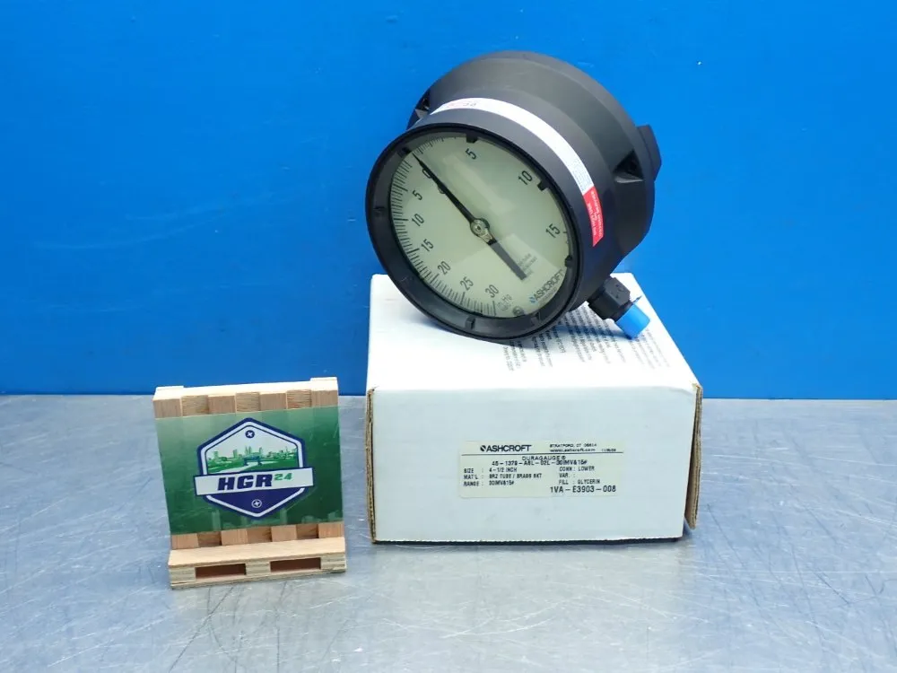 Ashcroft 4-1/2" 1379 Duragauge Pressure Gauge - 45-1379-a8l-02l-30imv&15#