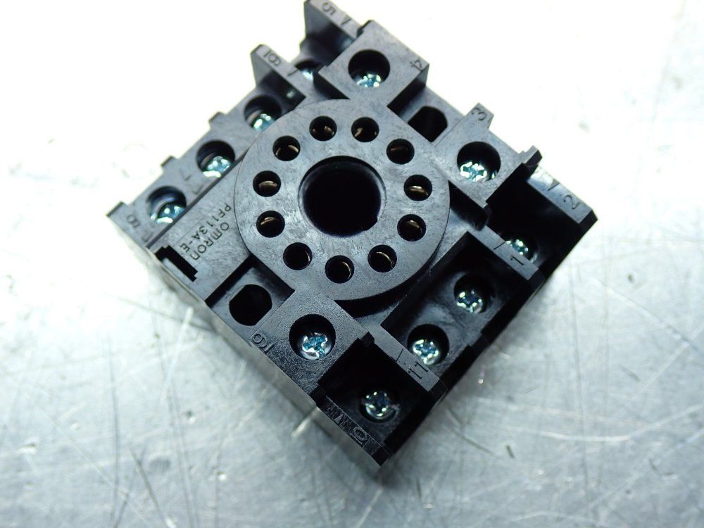 Omron Din-series Relay Socket, 47pcs - Pf113a-e