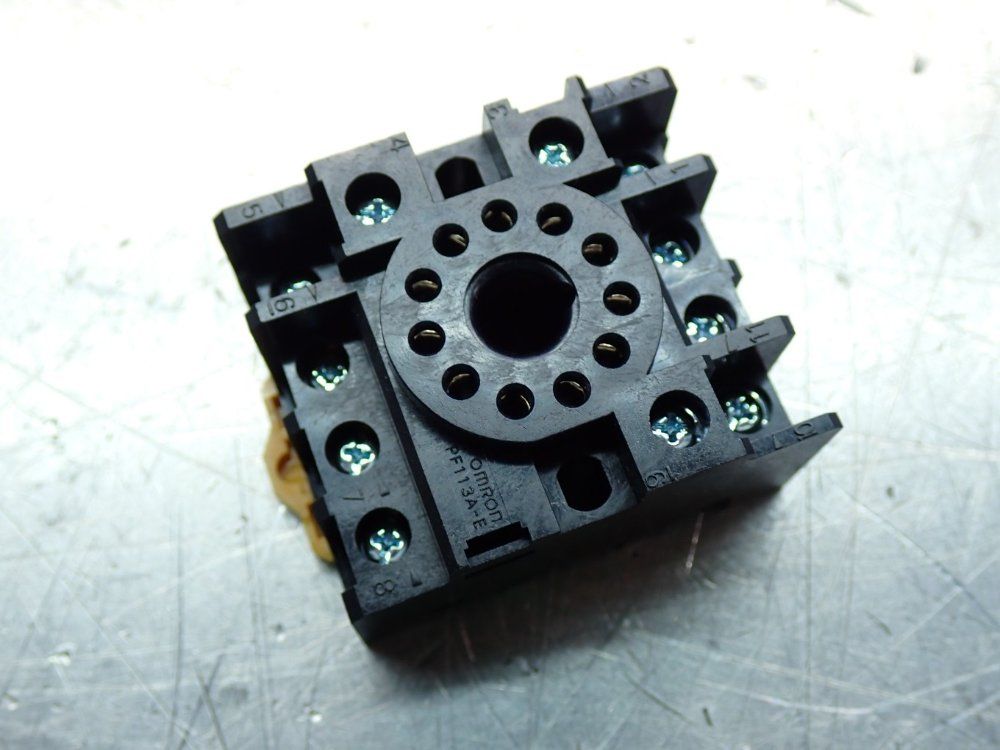 Omron Din-series Relay Socket, 47pcs - Pf113a-e