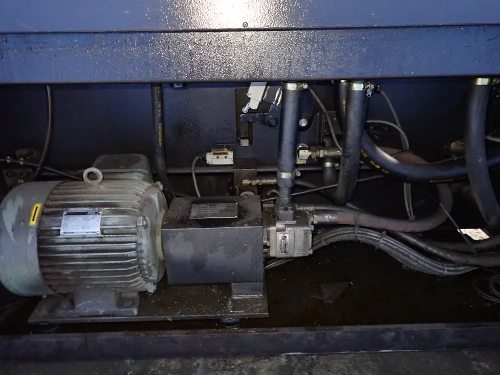 Amada 88 Ton X 94" Press Brake - Rg-80