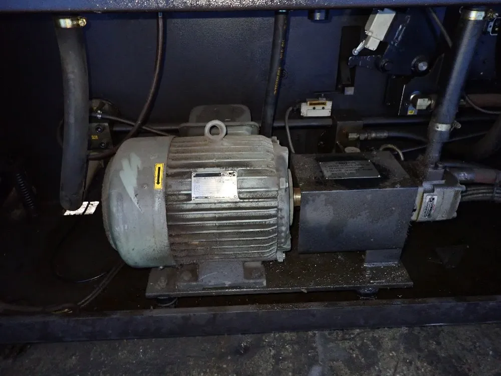 Amada 88 Ton X 94" Press Brake - Rg-80