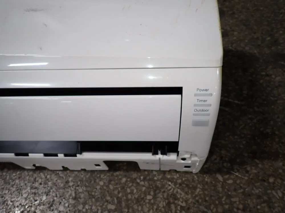 Friedrich 17000 Btu/h Air Conditioner - Mw18c3j