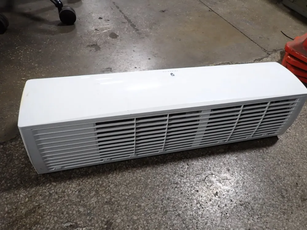 Friedrich 17000 Btu/h Air Conditioner - Mw18c3j