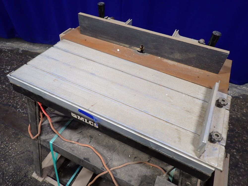 Mlcs 27 1/2"x16" Router Table
