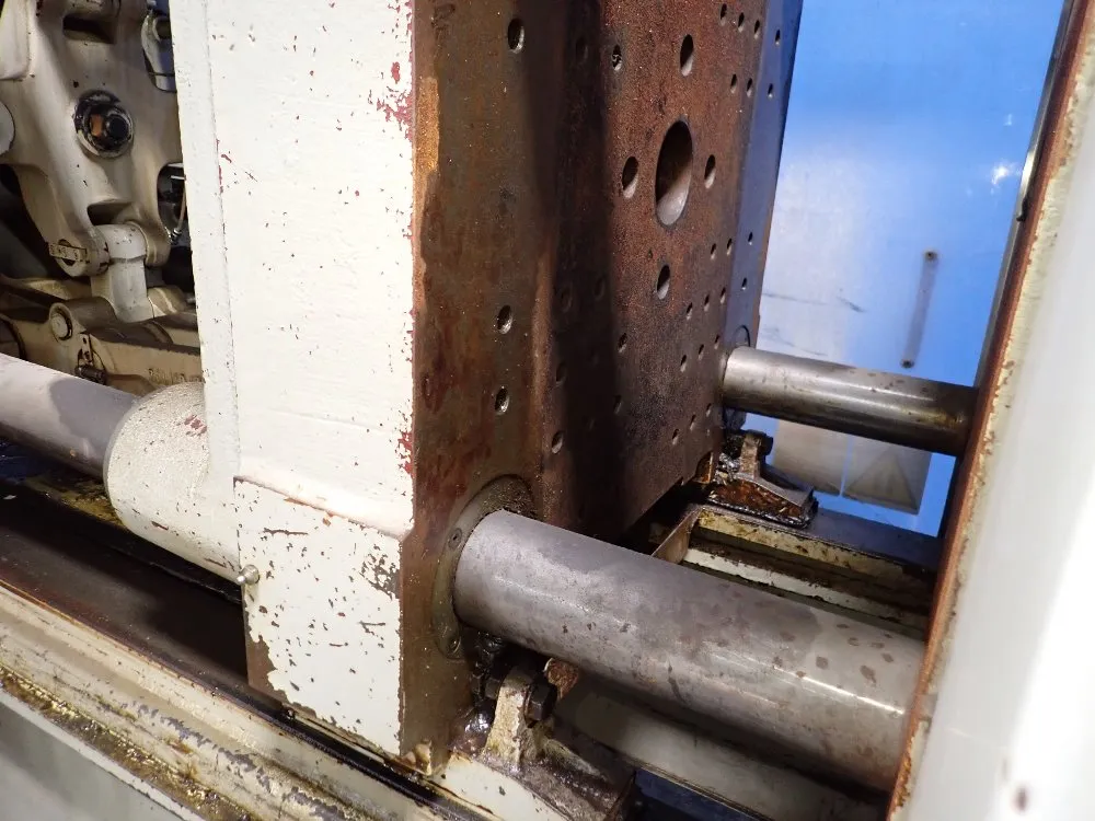 Negri Bossi Injection Molder - V110-375