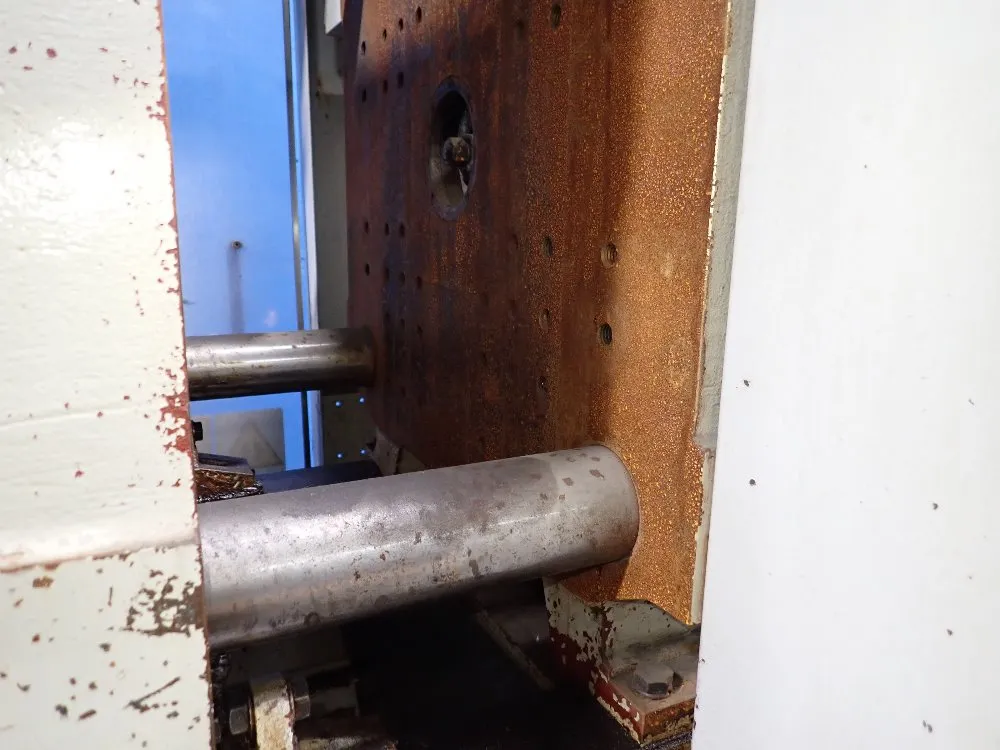 Negri Bossi Injection Molder - V110-375