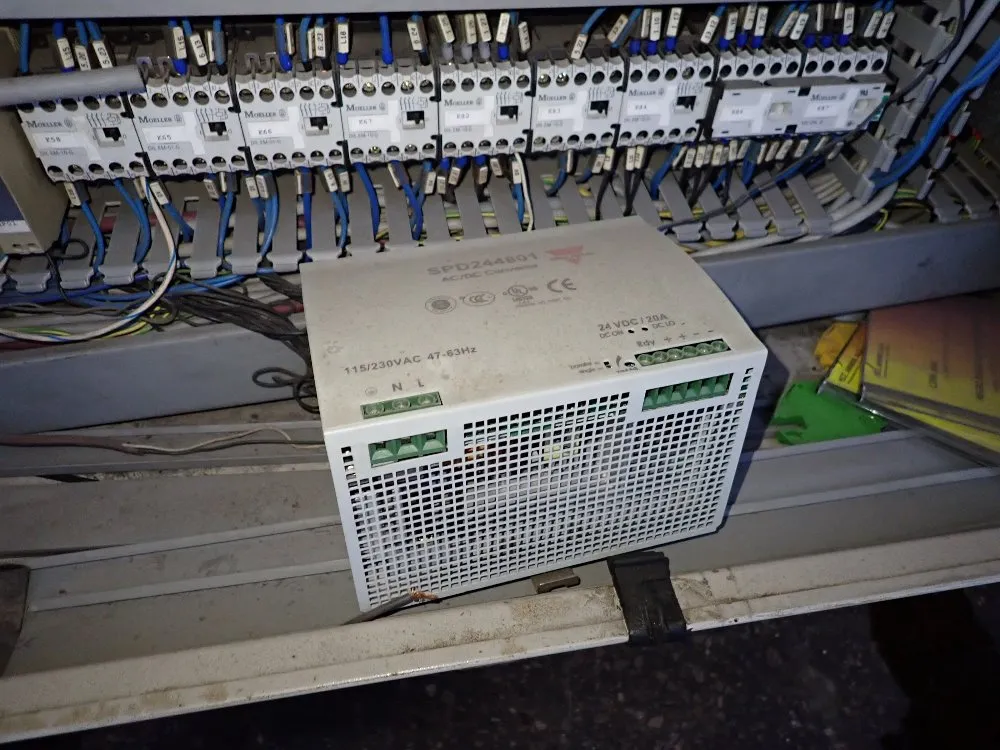 Negri Bossi Injection Molder - V110-375