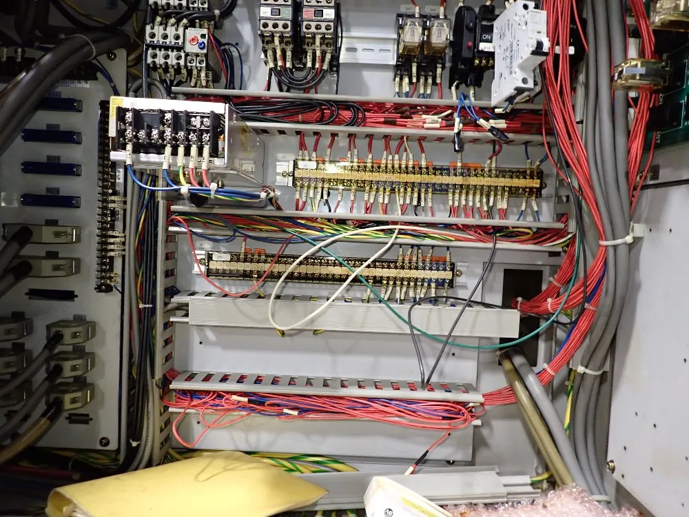 Mazak 68" X 25" Cnc Vmc - Mtv 655/60