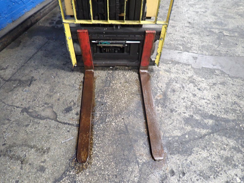 Hyster 3800 Lbs Electric Forklift - E40xl-33