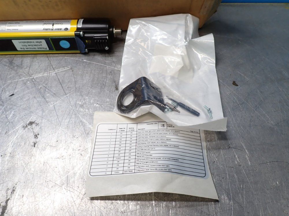 Allen-bradley 22" X 1" Light Curtain - 440l-g4kl0480yd