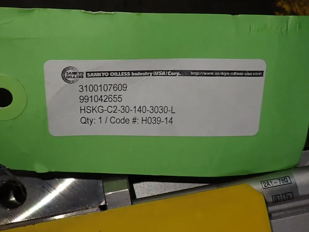 Sankyo Oilless Industry Linear Guide - Hskg-c2-30-140-3030-l