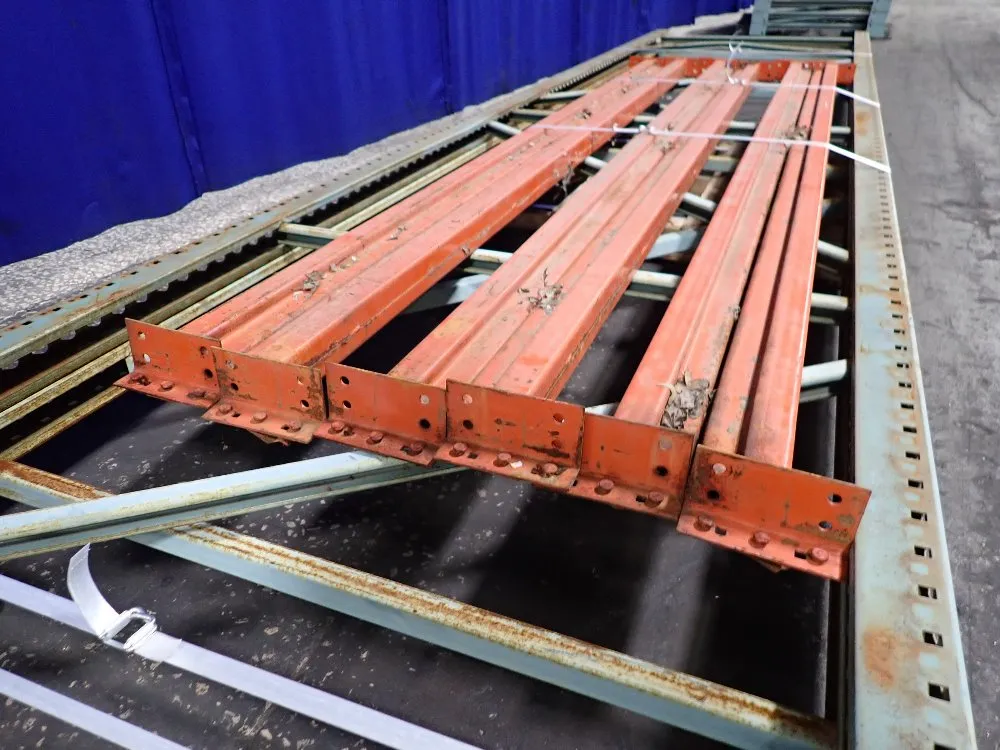 Pallet Racking - Teardrop