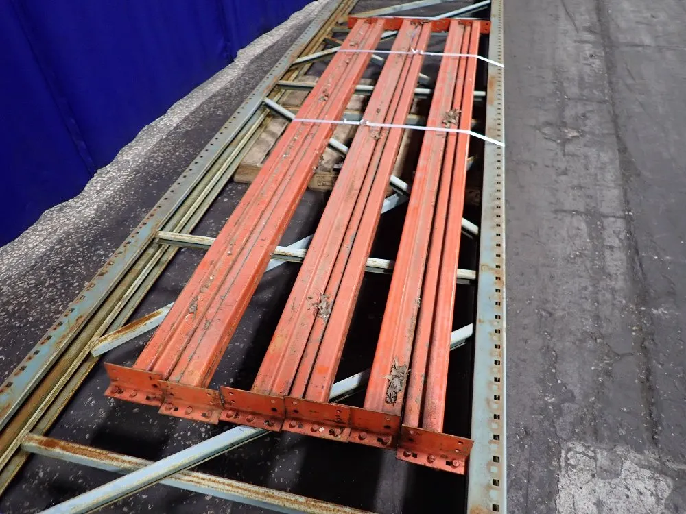 Pallet Racking - Teardrop