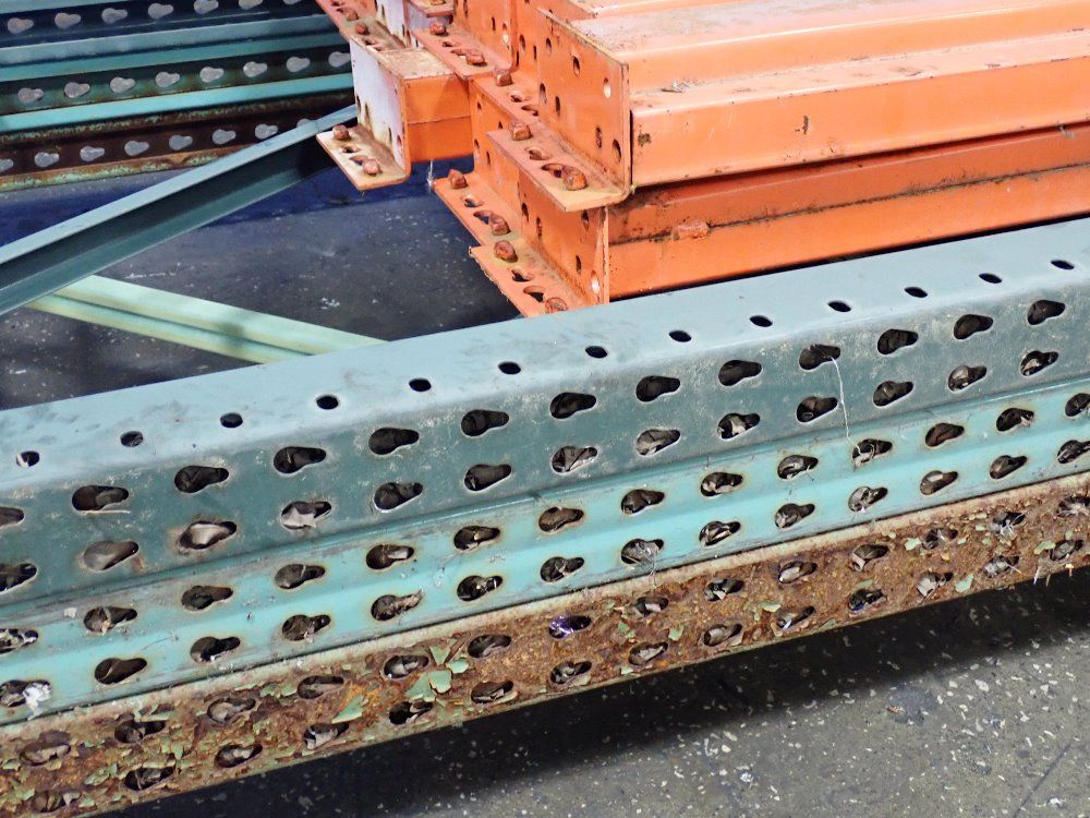 42" X 192" Pallet Racking Lot - Tear Drop