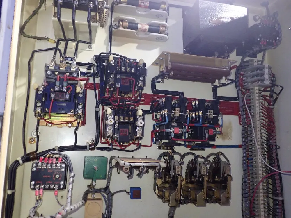 Gallmeyer & Livingston 8" X 18" Surface Grinder - 350