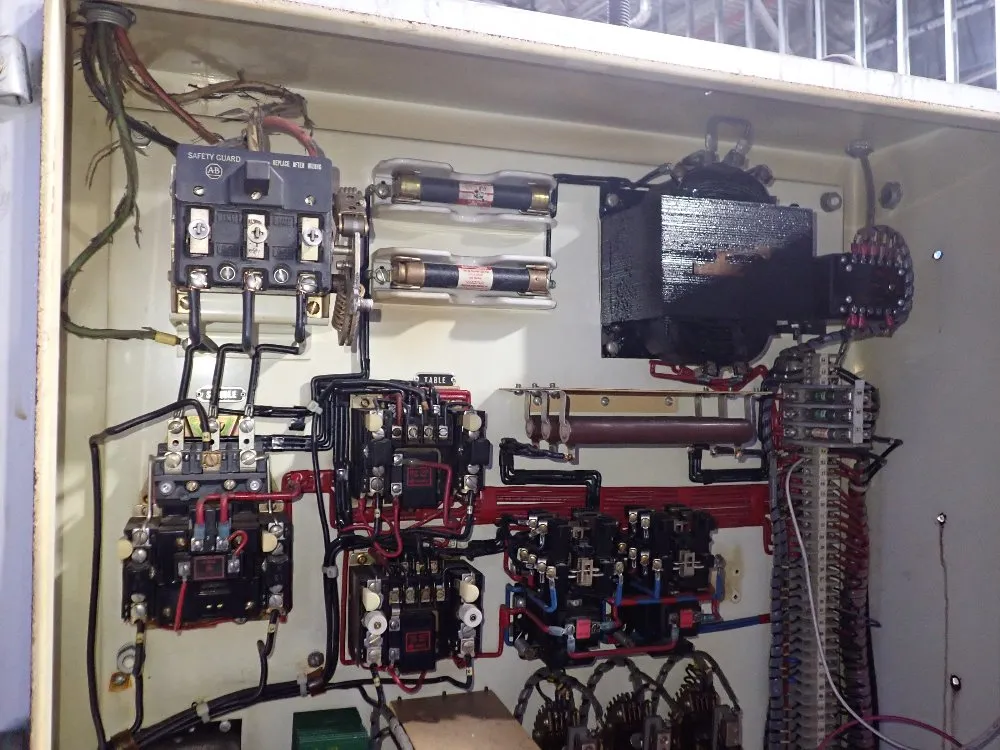 Gallmeyer & Livingston 8" X 18" Surface Grinder - 350