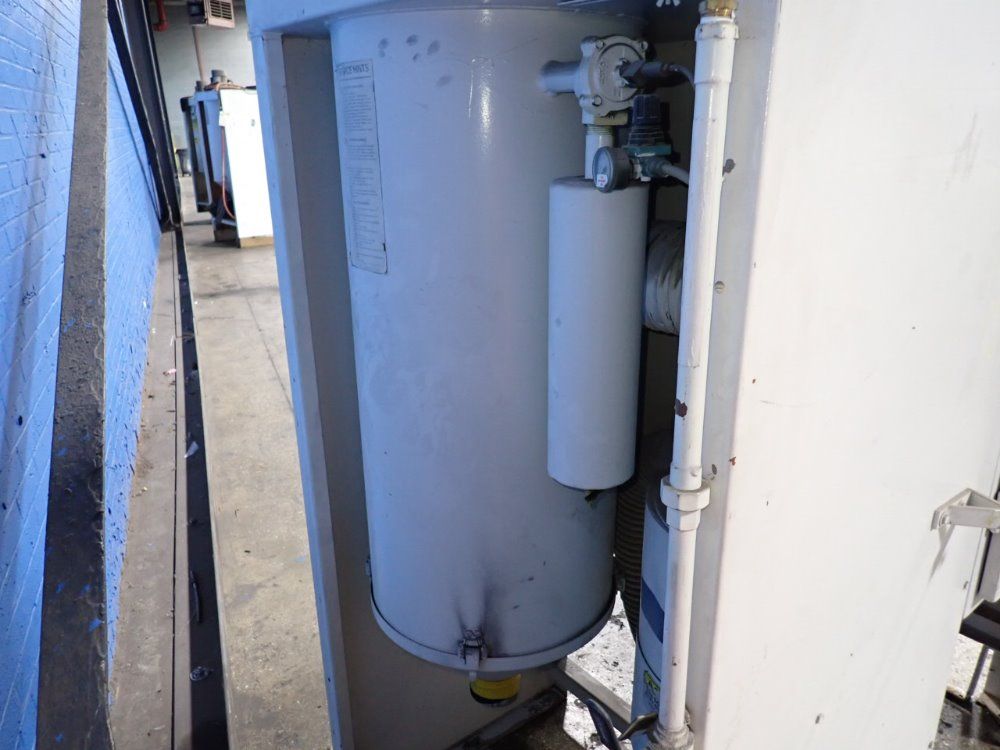 Clemco Industries Corp 36"x36"x38" Blast Cabinet - Pulsar Iii