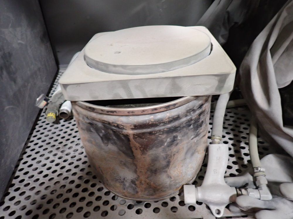 Clemco Industries Corp 36"x36"x36" Blast Cabinet - Pulsar Iii