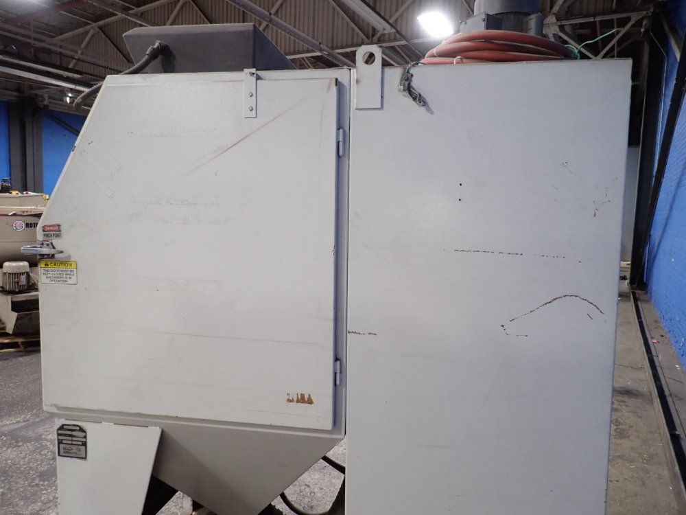 Clemco Industries Corp 36"x36"x36" Blast Cabinet - Pulsar Iii