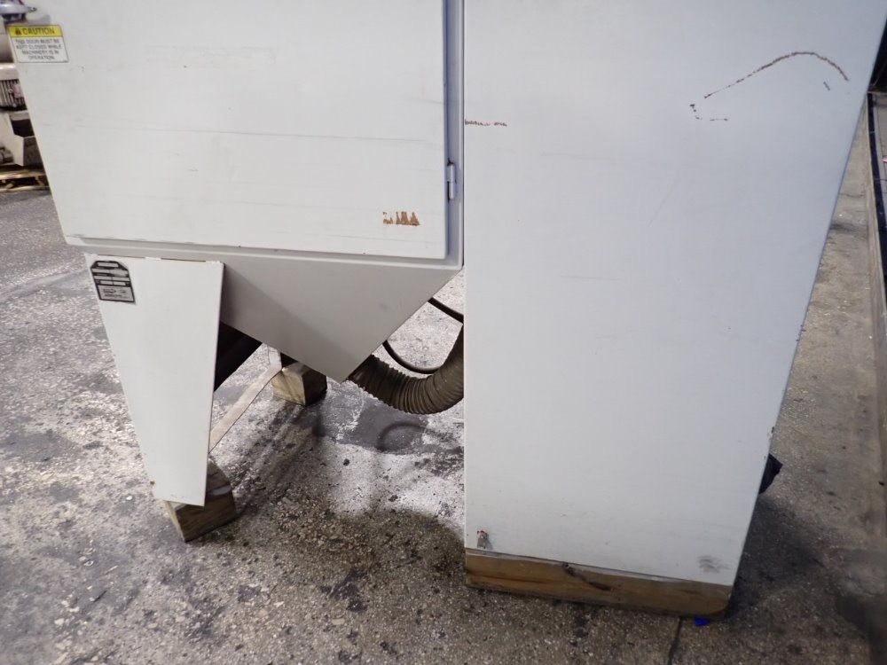 Clemco Industries Corp 36"x36"x36" Blast Cabinet - Pulsar Iii