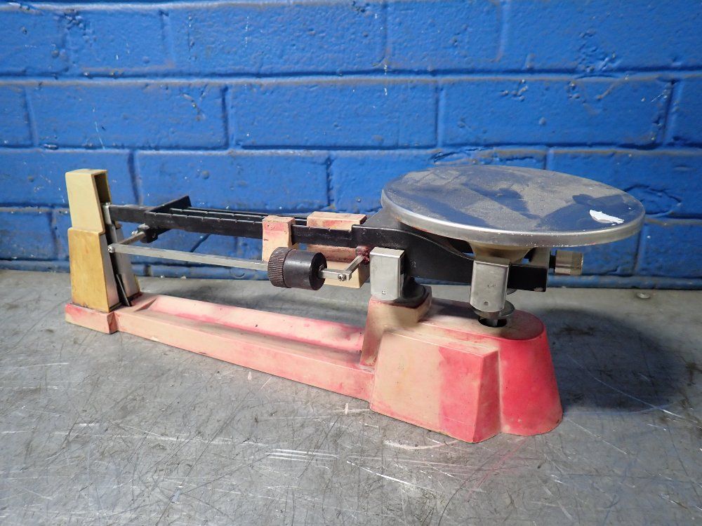 Ohaus 5 Lbs 2 Oz Triple Beam Balance