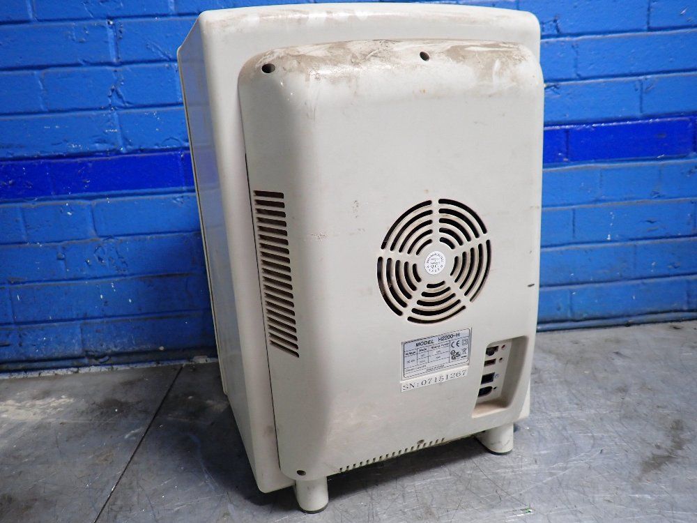 Benchmark Digital Incubator - H2200-h