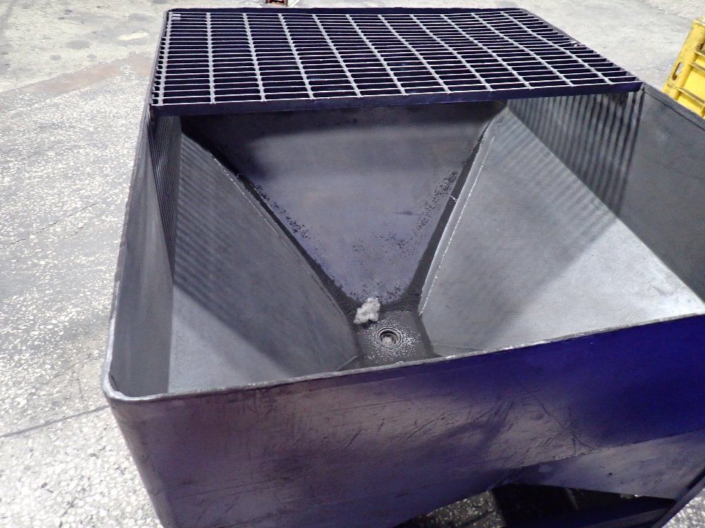 Fabricate Metals Flow Bin