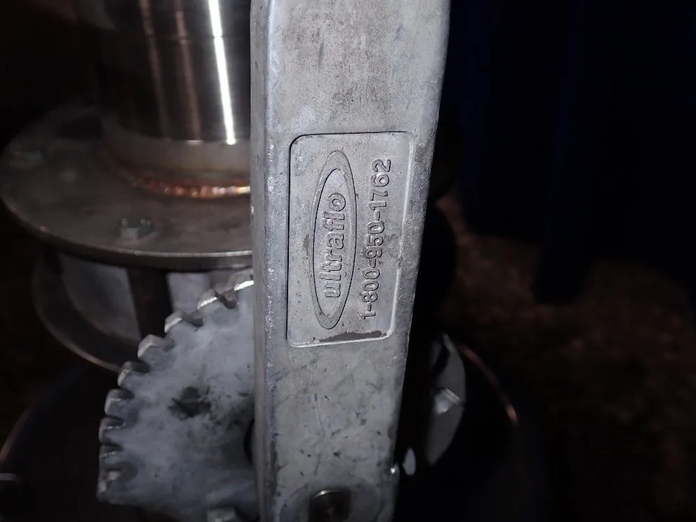 Ultra Flow 13"x13"x13" Vacuum