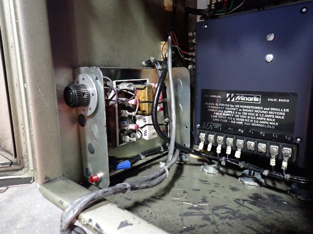 Avery Labeling Machine - 1120e Modular