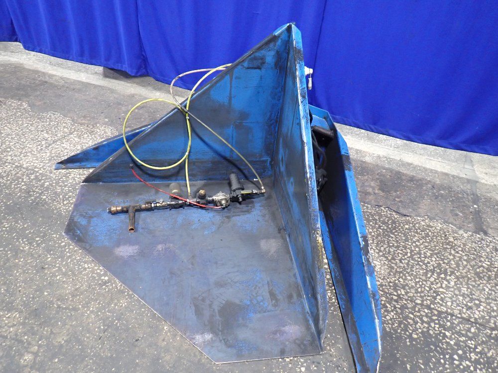 Hercules 44"x44" Tipper