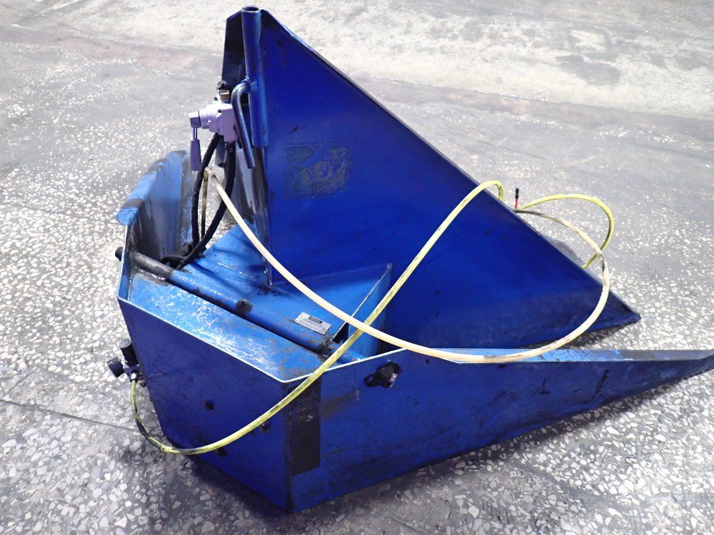 Hercules 44"x44" Tipper