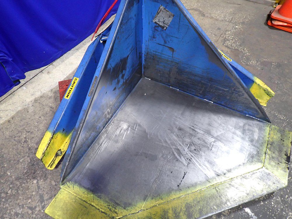 Hercules 50"x50" Tipper