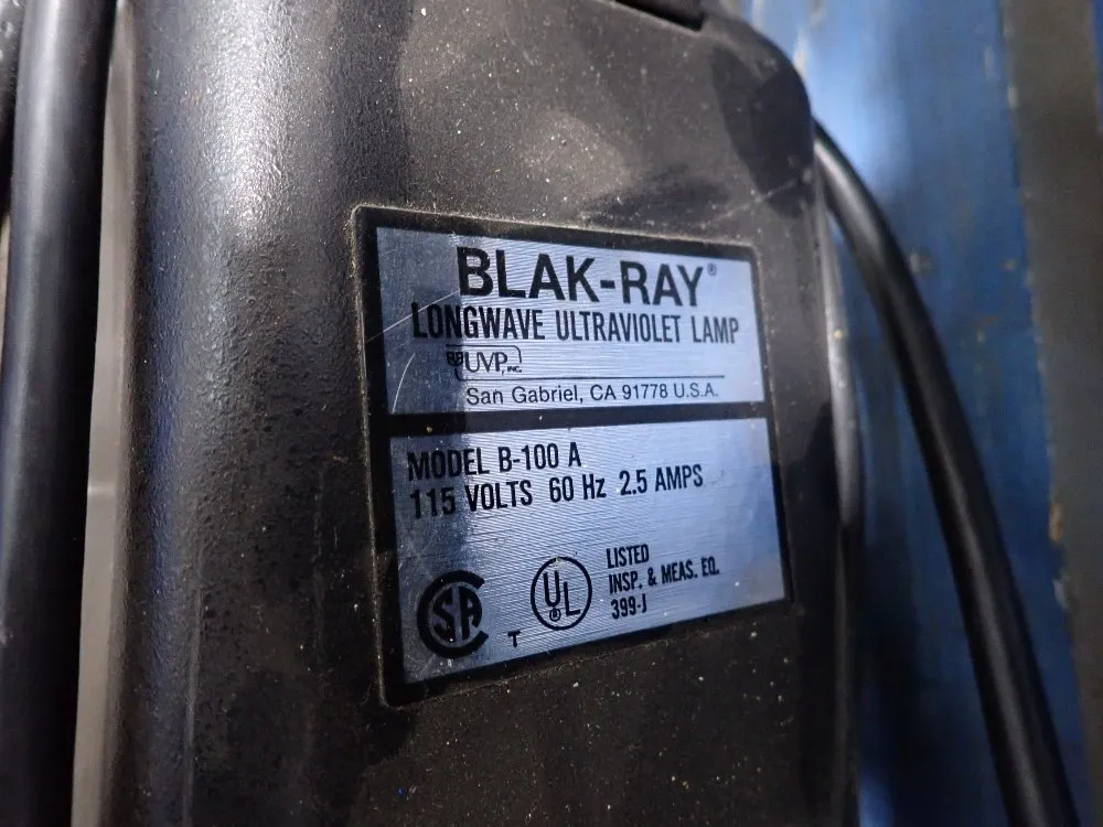 Blak-ray Longwave Ultraviolet Lamp - B-100a