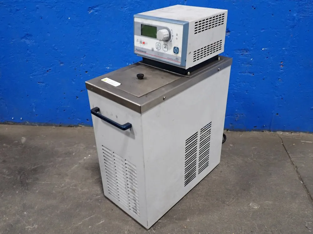 Polyscience Refrigerated Circulating Bath - 9102a12e