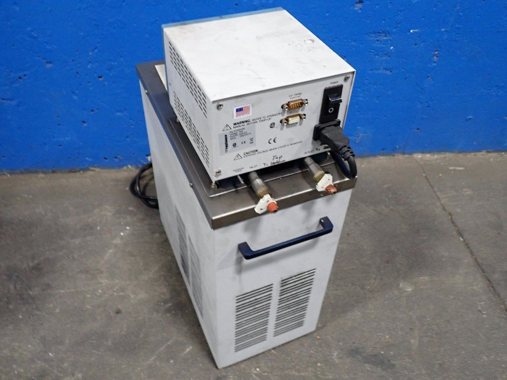 Polyscience Refrigerated Circulating Bath - 9102a12e