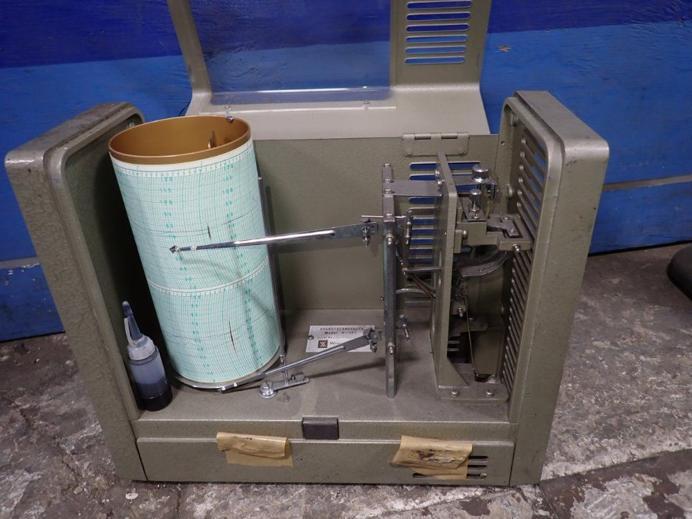 Weather Measure Corporation Hygrothermograph - H-302